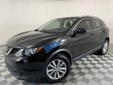 Used 2018 Nissan Rogue Sport SV image 2