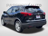 Used 2017 Nissan Rogue Sport SV w/ SV Premium Package image 5