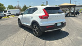 Used 2022 Volvo XC40 T4 Inscription w/ Advanced Package image 5