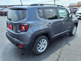 Used 2023 Jeep Renegade Latitude w/ Premium Group image 4