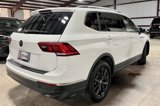 Used 2024 Volkswagen Tiguan SE image 2