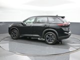 Used 2024 Nissan Rogue SV image 3