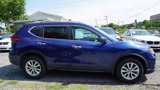 Used 2017 Nissan Rogue SV w/ SV Premium Package image 6