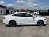 Used 2024 Chevrolet Malibu LT image 3