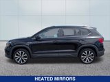 Certified 2022 Volkswagen Taos SE image 2