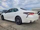 Used 2023 Toyota Camry SE image 4