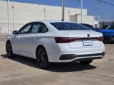 New 2025 Volkswagen Jetta SE image 3