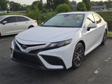 Used 2023 Toyota Camry SE image 3