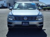 Certified 2019 Volkswagen Tiguan SE w/ Panoramic Sunroof Package image 2