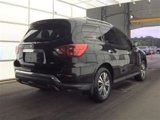 Used 2018 Nissan Pathfinder S image 2
