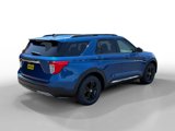 Certified 2022 Ford Explorer XLT w/ Equipment Group 202A image 5