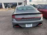 Used 2023 Hyundai Sonata SEL w/ Convenience Package image 4