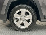 Used 2022 Jeep Compass Latitude image 5