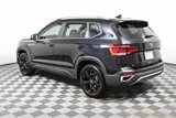 New 2024 Volkswagen Taos SE image 4