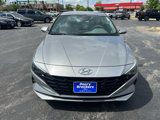 Used 2023 Hyundai Elantra SEL w/ Cargo Package image 4