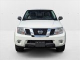 Used 2018 Nissan Frontier SV image 2