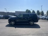 Used 2017 Cadillac Escalade Luxury image 2