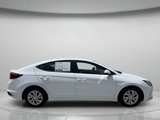 Used 2020 Hyundai Elantra SE w/ Cargo Package (C1) image 2