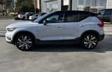 Used 2022 Volvo XC40 P8 Recharge Plus image 2
