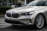Used 2024 BMW 530i image 2
