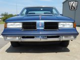 Used 1987 Oldsmobile Cutlass Supreme Salon image 2