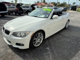 Used 2013 BMW 335i Convertible image 3