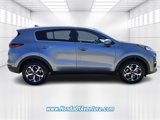 Used 2022 Kia Sportage LX image 2