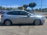 Used 2017 Subaru Impreza 2.0i Premium image 6