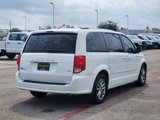 Used 2015 Dodge Grand Caravan SXT image 3