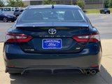 Used 2021 Toyota Camry SE image 3