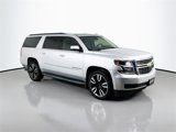 Used 2016 Chevrolet Suburban LT image 3