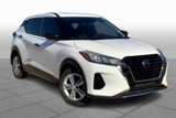 Used 2021 Nissan Kicks S image 3