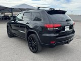 Used 2017 Jeep Grand Cherokee Altitude image 4