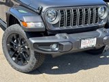 New 2025 Jeep Gladiator Sport image 3