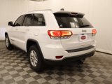 Used 2018 Jeep Grand Cherokee Laredo image 3
