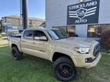 Used 2018 Toyota Tacoma TRD Off-Road image 2