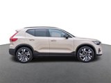 New 2025 Volvo XC40 B5 Plus w/ Climate Package image 4