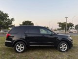 Used 2017 Ford Explorer XLT image 3