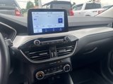 Used 2022 Ford Escape SE image 4
