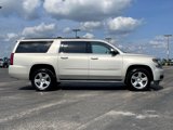 Used 2015 Chevrolet Suburban LT image 2