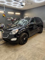 Used 2017 Chevrolet Equinox LT image 2
