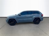 Used 2019 Jeep Grand Cherokee Altitude image 4