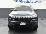 Used 2016 Jeep Cherokee Trailhawk w/ Comfort/Convenience Group image 3