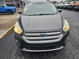 Used 2017 Ford Escape SE w/ Equipment Group 201A image 3