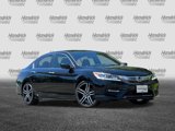 Used 2017 Honda Accord Sport image 2