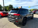 Used 2017 Jeep Grand Cherokee Altitude image 5
