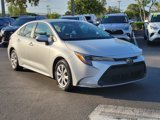 Used 2021 Toyota Corolla LE image 4