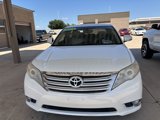 Used 2011 Toyota Avalon Limited image 2