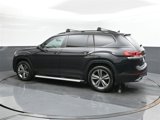 Used 2021 Volkswagen Atlas SE w/ Panoramic Sunroof Package image 2