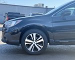 Used 2018 Subaru Outback 2.5i Limited image 2